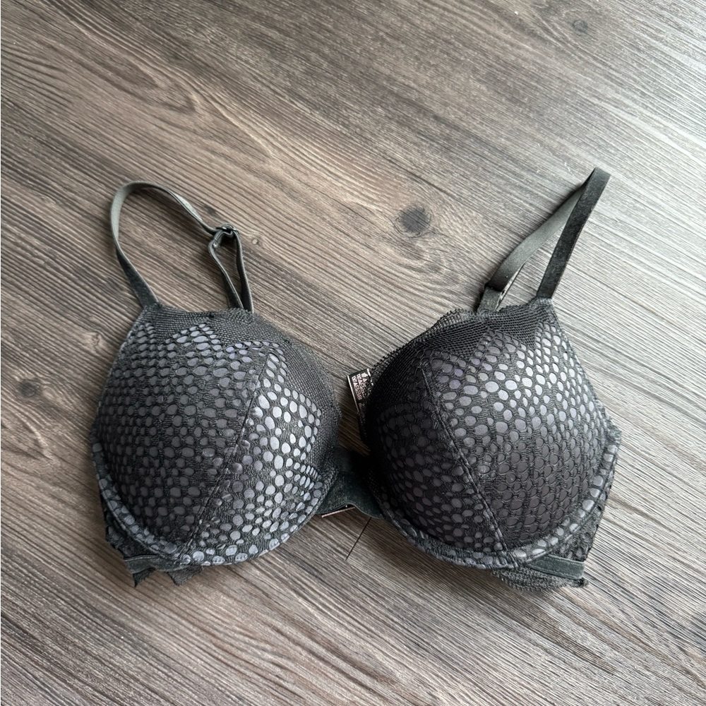 Victoria’s Secret Very Sexy Push Up Bra